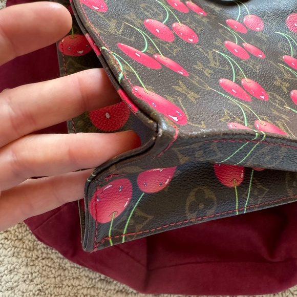 Louis Vuitton Murakami Cerises (Cherries) Sac Plat - Picture 2 of 7